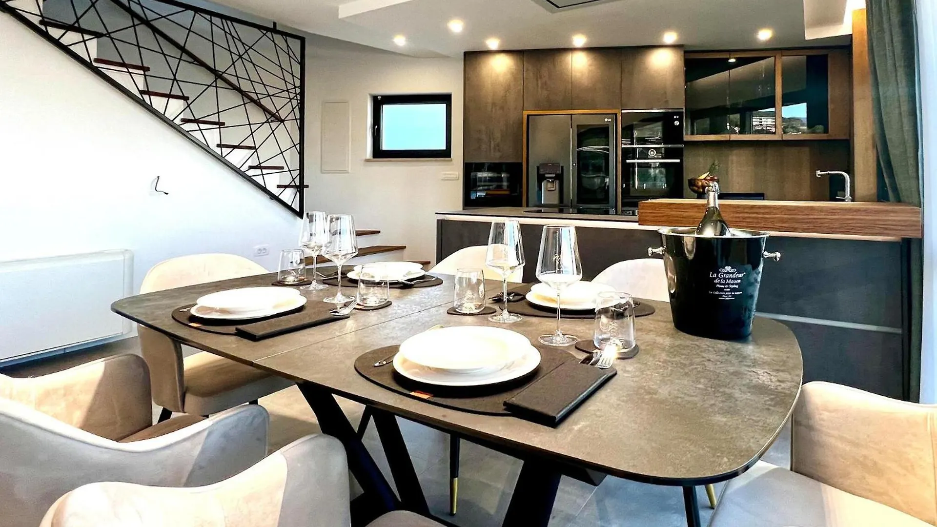 Stunning Home In Opatija With House Sea View 0*,